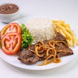 almoço: Bife acebolado